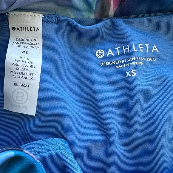 ATHLETA WAVEBREAK PRINTED SHORT - Picture 9 of 10